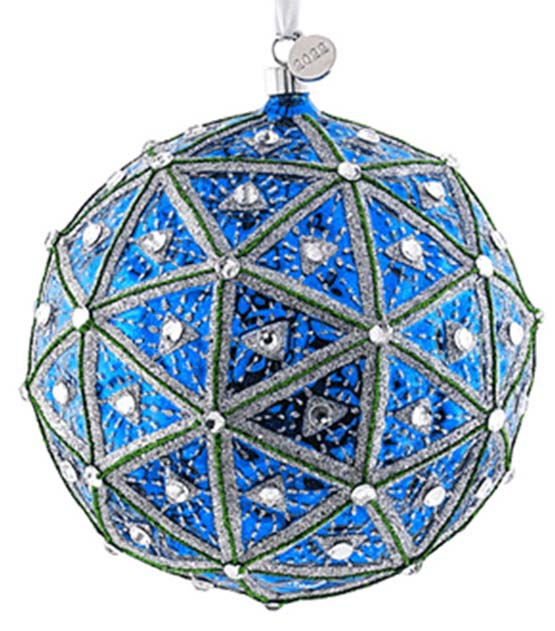 Send us pictures of your ornaments from around the world
